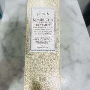 Fresh kombucha cleaning treatment